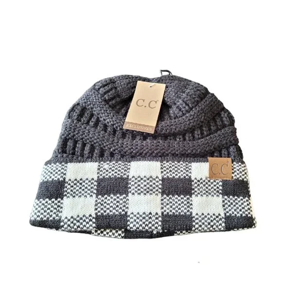 C.C Black and White Checkered Pattern Crochet Knit Beanie - Picture 1 of 6